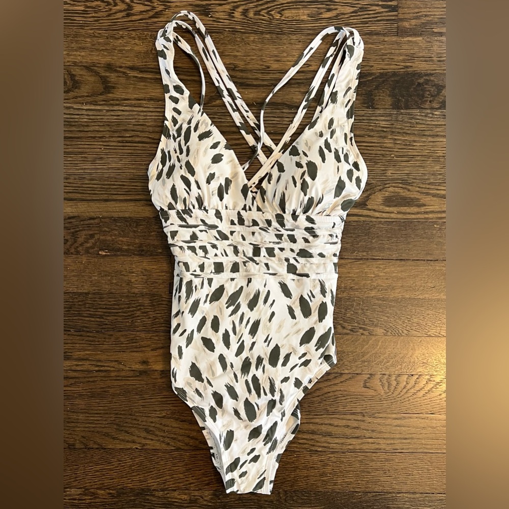 La Blanca Bathing Suit - Size 8